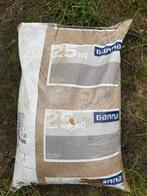 Rivierzand - 17 zakken, Ophalen, Zo goed als nieuw
