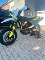 Husqvarna supermoto 701, Motoren, Particulier, Minimaal motorrijbewijs A2, 692 cc, Sportuitlaat