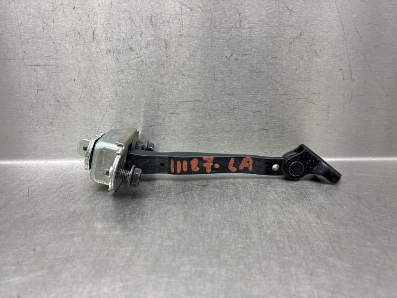 PORTIERVANGER LINKS ACHTER Nissan Pulsar (C13) (01-2013/-), Gebruikt, Dhr. M. Roggen, Marinus@Japoto.nl, Stadsweg 37 37
9917 PV  WIRDUM GR., NL