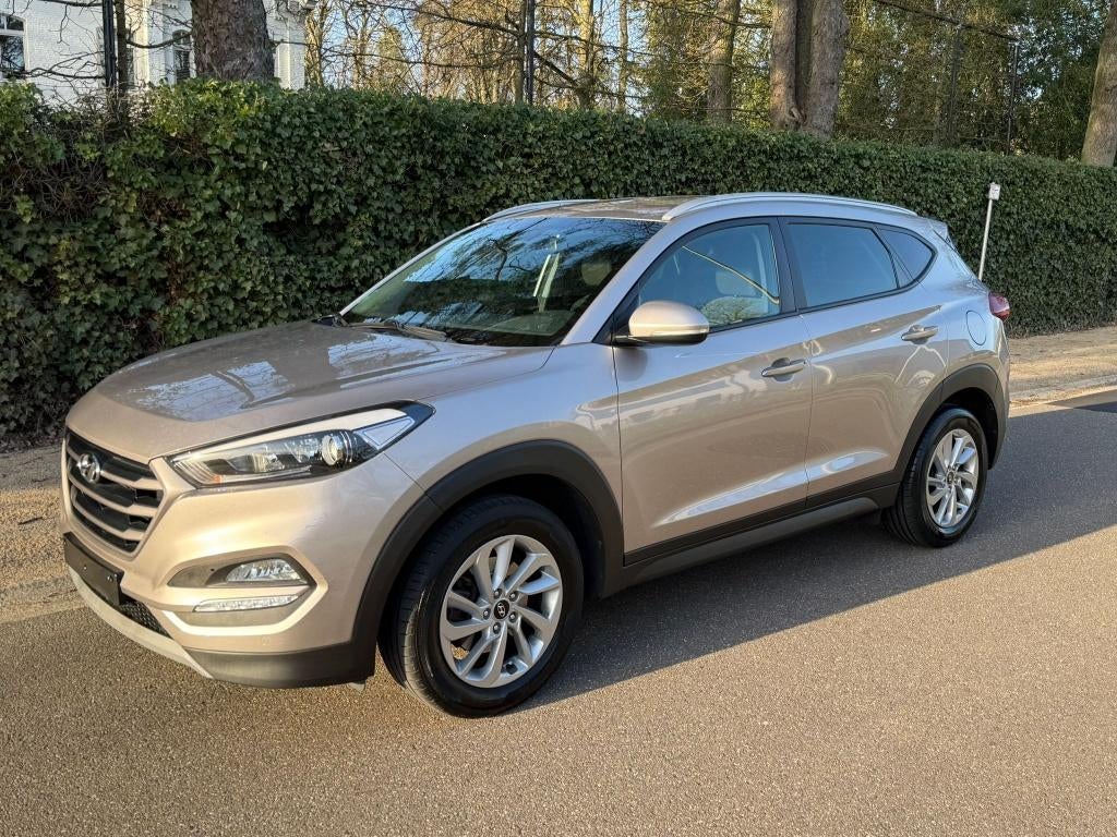 Hyundai Tucson Essence Automatique 177CV, Autos, Hyundai, Particulier, Tucson, ABS, Caméra de recul, Airbags, Air conditionné