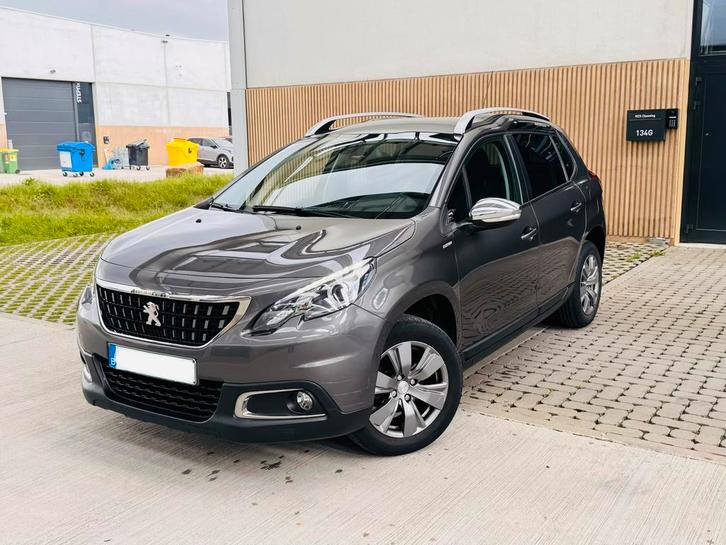 Peugeot 2008, Autos, Peugeot, Entreprise, Achat, Essence, Euro 6, Argent ou Gris, Noir, Entretenue par le concessionnaire, Carnet d'entretien