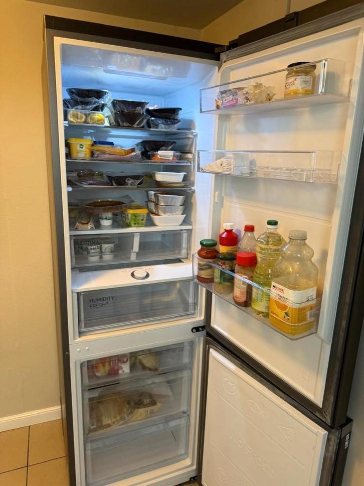 Réfrigérateur Samsung RB34C605CB1 en métal - 400 euros, Electroménager, Réfrigérateurs & Frigos, Comme neuf, Avec compartiment congélateur