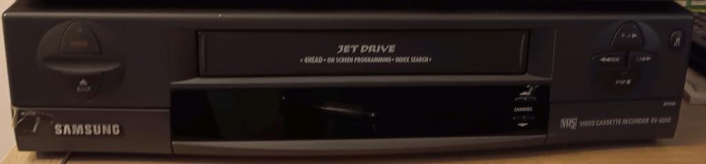 Lot VHS + 2 x video cassette recorders, Ophalen