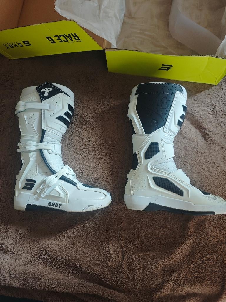 Cross-botten, Enlèvement