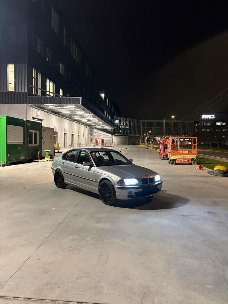 Bmw e46 320d gekeurd voor verkoop teruil/ tekoop, Autos, BMW, Particulier, Série 3, Air conditionné automatique, Diesel, Euro 3