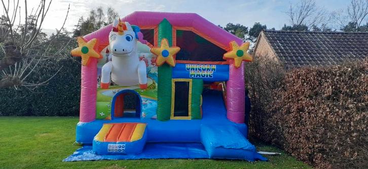 Boek uw springkasteel unicorn voor al uw feesten, Hobby & Loisirs créatifs, Articles de fête | Location, Neuf, Enlèvement