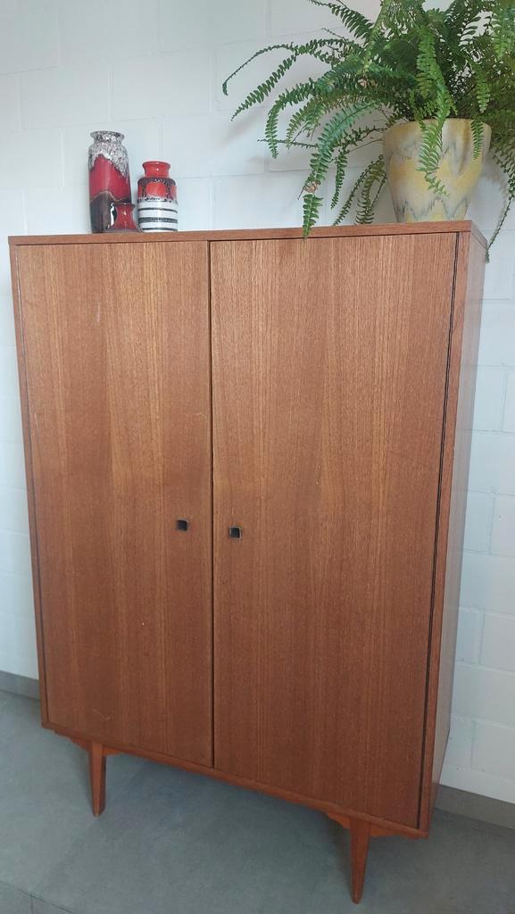 Vintage MDK kast, Antiquités & Art, Antiquités | Meubles | Armoires, Enlèvement