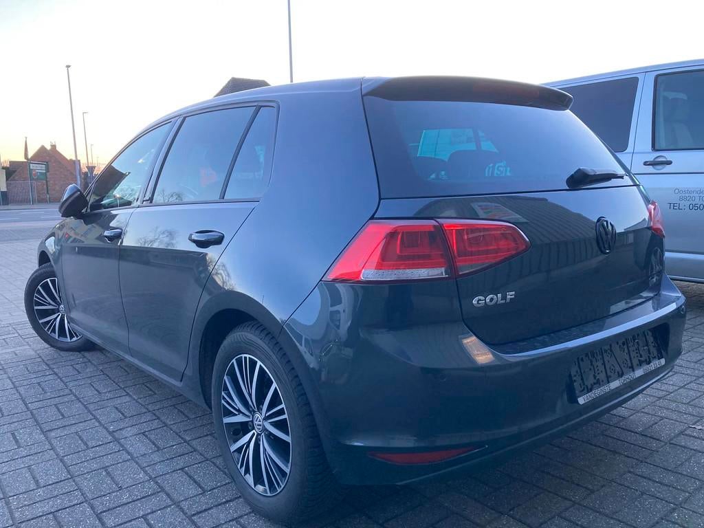 Volkswagen Golf Allstar -Airco -Verwarmbare zetels -Parksens, 1197 cm³, Argent ou Gris, Achat, Entreprise