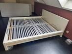 Bed met lattenbodem (tweepersoonsbed Ikea Malm) te krijg, Huis en Inrichting, Ophalen, Gebruikt, Wit, Tweepersoons