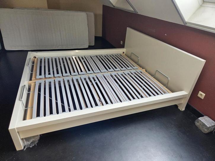Bed met lattenbodem (tweepersoonsbed Ikea Malm) te krijg, Maison & Meubles, Chambre à coucher | Lits, Utilisé, Deux personnes