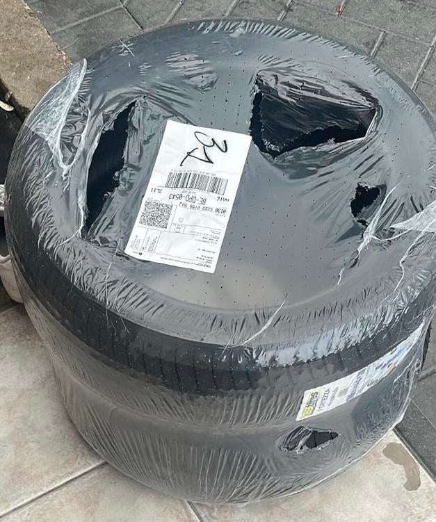 2 pneus d'été neufs, Autos : Pièces & Accessoires, Neuf, 15 pouces, Véhicule de tourisme, Pneus été