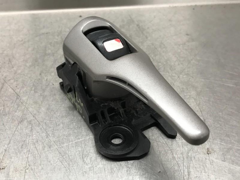 POIGNEE EXTERIEURE AVANT GAUCHE Toyota Urban Cruiser, Utilisé, Gauche, Toyota