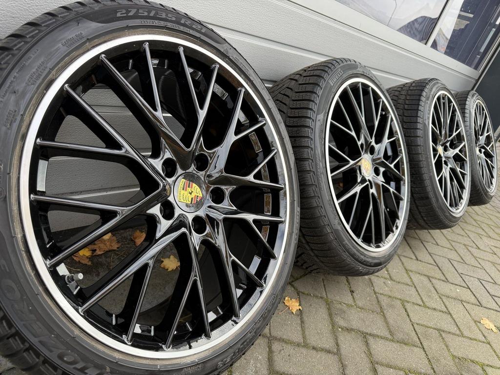 21" Porsche Panamera 4s E-Hyrbid S 972 velgen Pirelli banden, Neuf, Pneus et Jantes, Véhicule de tourisme, 275 mm