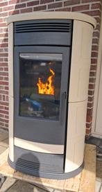 Poêle à granulés de 12 kW comme neuf avec conduits, Maison & Meubles, Poêles, Enlèvement, Poêle à granulés