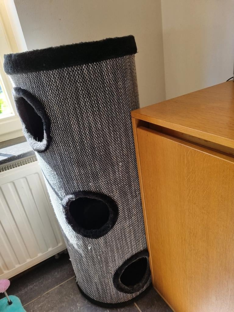 Krabton zo goed als nieuw, Animaux & Accessoires, Meubles griffoirs pour chats, Enlèvement, Baril à gratter