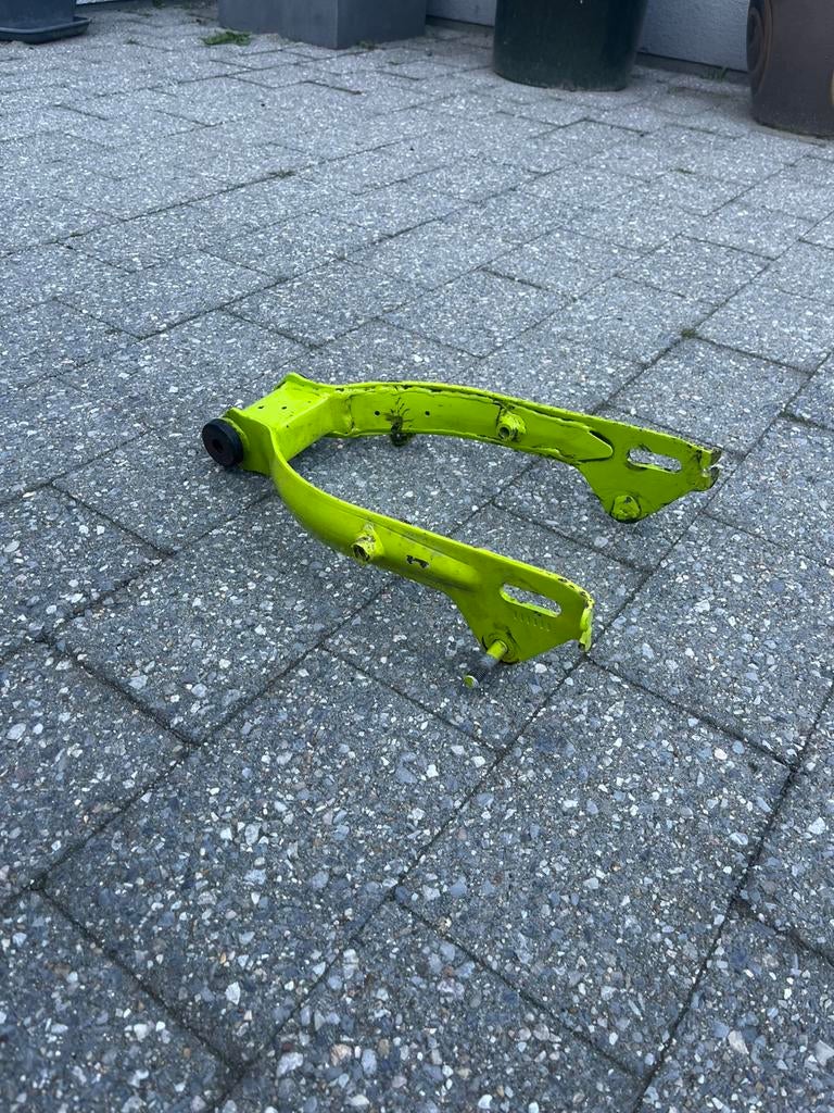 Dax achterbrug, Fietsen en Brommers, Brommeronderdelen | Algemeen, Ophalen of Verzenden, Zo goed als nieuw, Frame