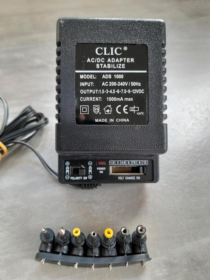 Voedingsapparaat, netvoeding 1,5 tot 12 volt DC, Audio, Tv en Foto, Opladers, Ophalen of Verzenden