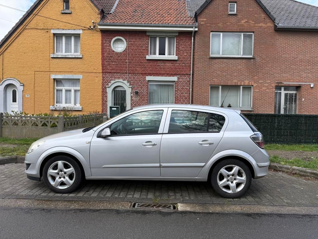 Opel Astra 1.9cdti 2008 1er propriétaire 150cv en bon état, Achat, Diesel, Astra, Particulier