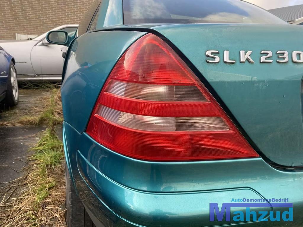 MERCEDES SLK R170 Links achterlicht 1996-2004, Gebruikt, Mercedes-Benz AG, Mercedes-Benz, Mercedesstrasse 120
70372  Stuttgart, DE