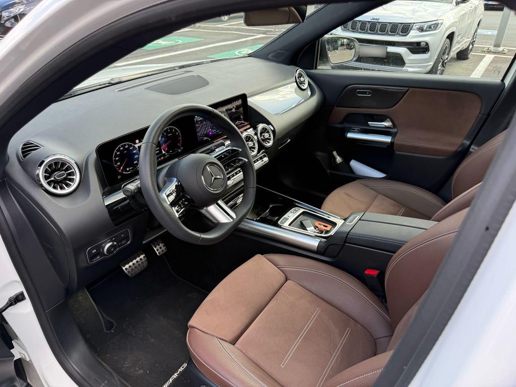 Mercedes-Benz GLA 200 Star Edition + AMG LINE + PANO + CARPL, Stof, 4 cilinders, Wit, 120 kW