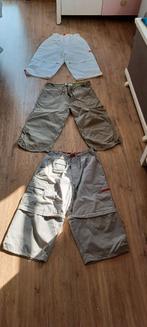 Bermudas homme, Enlèvement