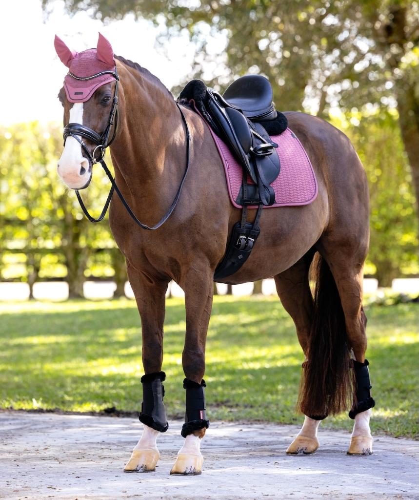 LeMieux Essence dressuur dekje Rosewood full SALE!, Dieren en Toebehoren, Full (L), Zadeldekje, Ophalen of Verzenden, Roze