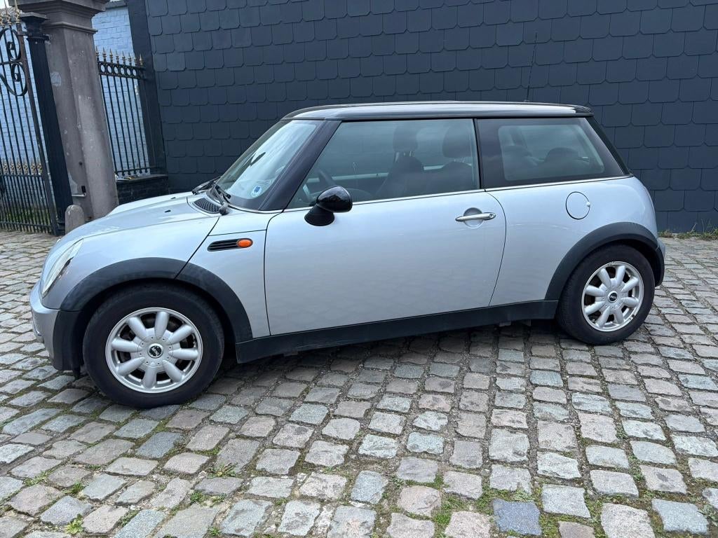 MINI Cooper Mini 1.6i 16v, Autos, Argent ou Gris, Boîte manuelle, 2 portes, Particulier