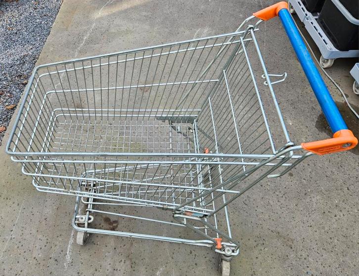 Panier d'achats en métal
Cet objet est typique de moi, Collections, Pièces de caddie, Enlèvement ou Envoi