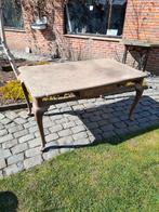 Antieke tafel uit vorige eeuw, Ophalen