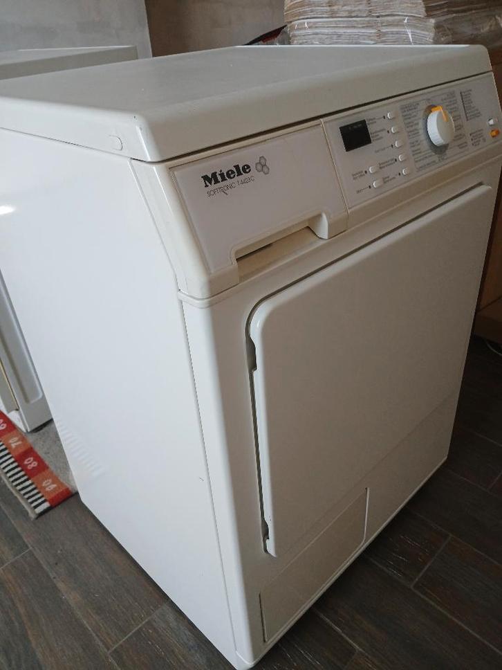 Sèche-linge Miele en bon état, Electroménager, Sèche-linge, Comme neuf, À condensation, Chargeur frontal, Enlèvement