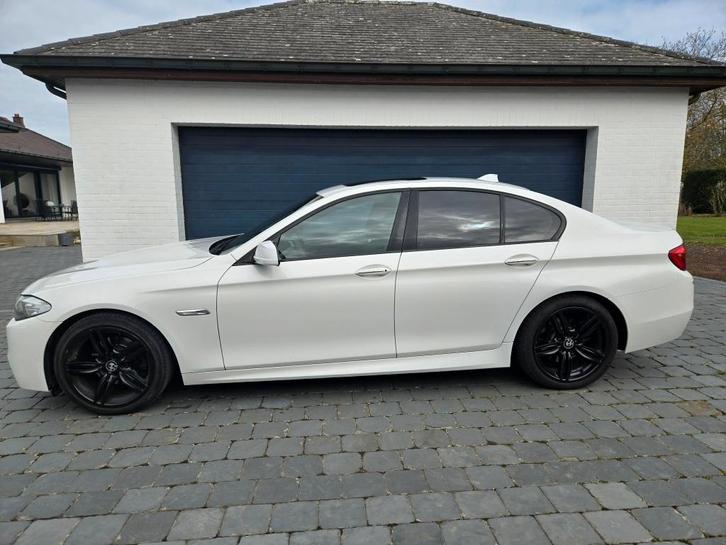 BMW 520d, Autos, BMW, Particulier, Série 5, Pack sport, Diesel, Euro 5, Berline, 4 portes, Automatique, Blanc, Noir, Alcantara