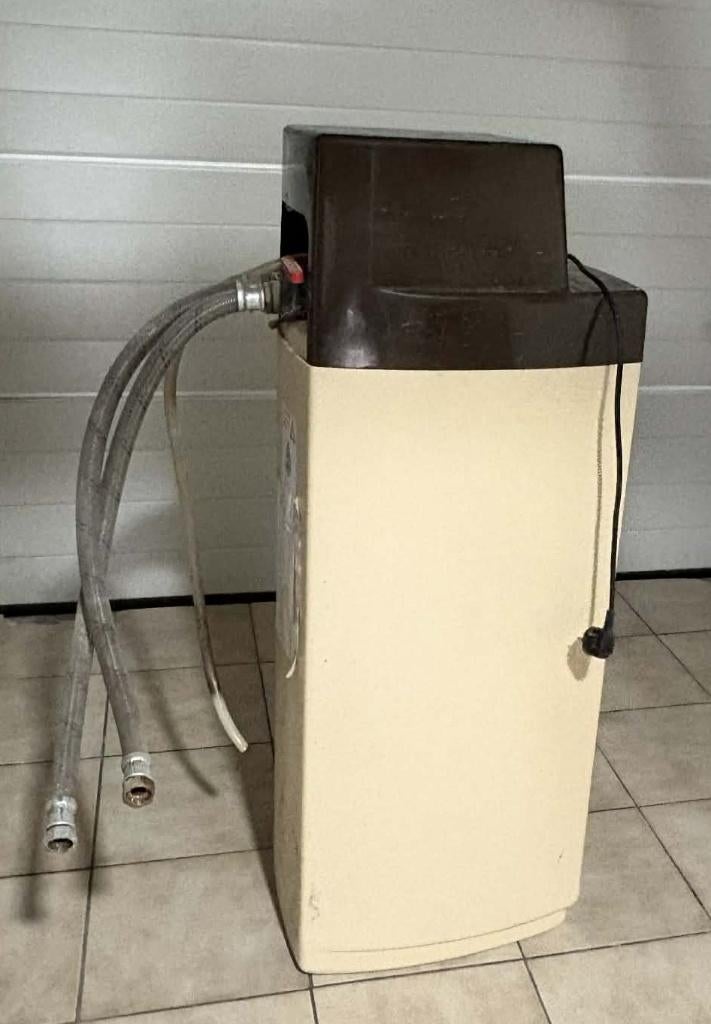 Waterontharder, Elektronische apparatuur, Waterontharders, Ophalen, Gebruikt, Waterontharder met zout