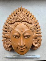 Indonesisch masker, Ophalen