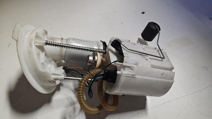 Benzinepomp brandstofpomp opvoerpomp in de tank N20 N55 BMW, Autos : Pièces & Accessoires, Électronique & Câbles, Utilisé, Origine de la pièce connue