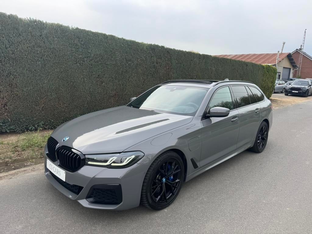 BMW 530e | M Pack | Pano | Full | BTW Wagen | Led | Nardo, Auto's, BMW, Bedrijf, Te koop, 5 Reeks, 360° camera, ABS, Achteruitrijcamera