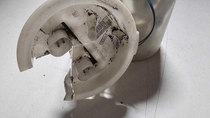 Brandstofpomp Benzinepomp  BMW 1 / 3 serie E7x E9x 3024940 1, Autos : Pièces & Accessoires, Électronique & Câbles, Utilisé, Origine de la pièce connue