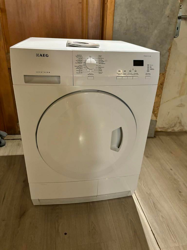 Condentie droogkast aeg, Elektronische apparatuur, Droogkasten, Ophalen, Zo goed als nieuw