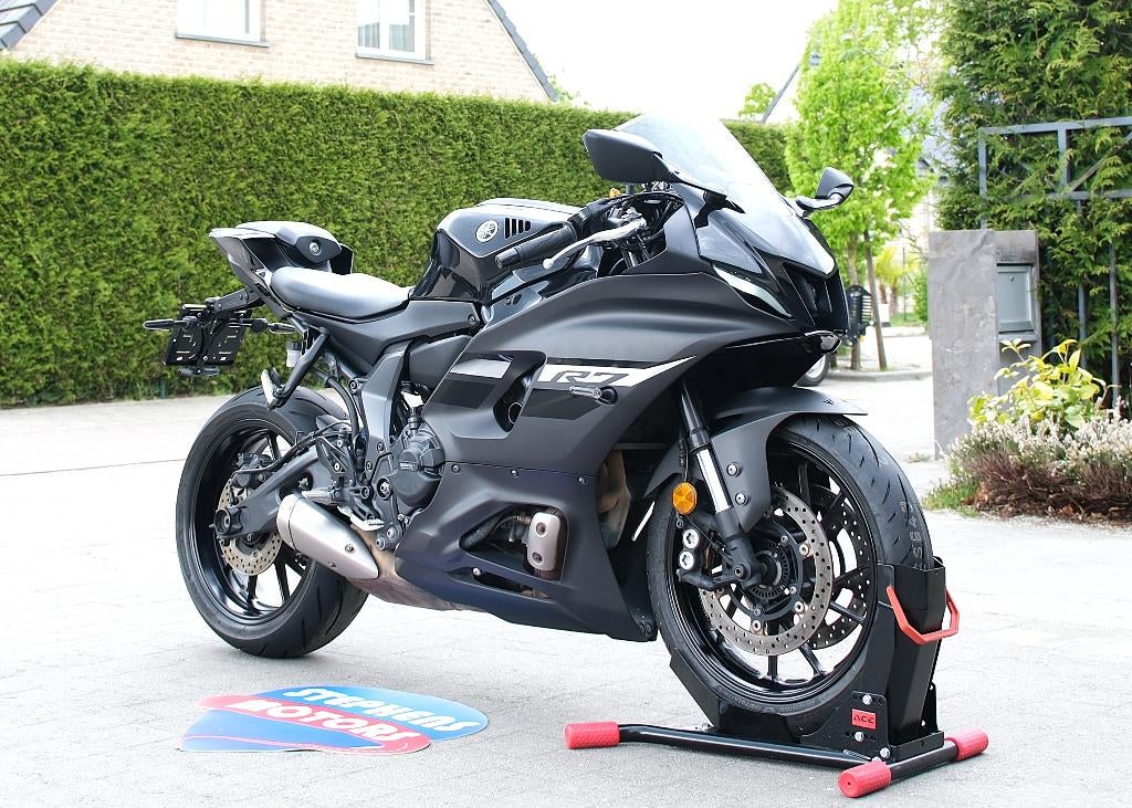 Yamaha R7 35kw, Motoren, Motoren | Yamaha, Bedrijf, Super Sport, 12 t/m 35 kW, 2 cilinders, Minimaal motorrijbewijs A2, ABS, LED Verlichting