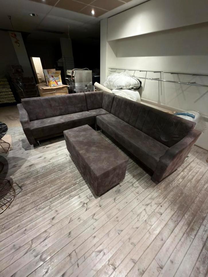 Hoekzetel + poef | Wachtzaal | Klein defect |, Huis en Inrichting, Zetels | Complete zithoeken, Gebruikt, Kunststof, Ophalen