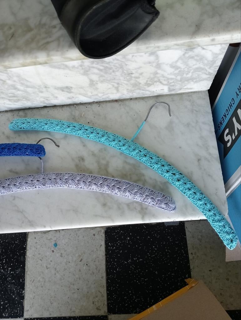 20 porte-manteaux faits maison, Maison & Meubles, Enlèvement ou Envoi