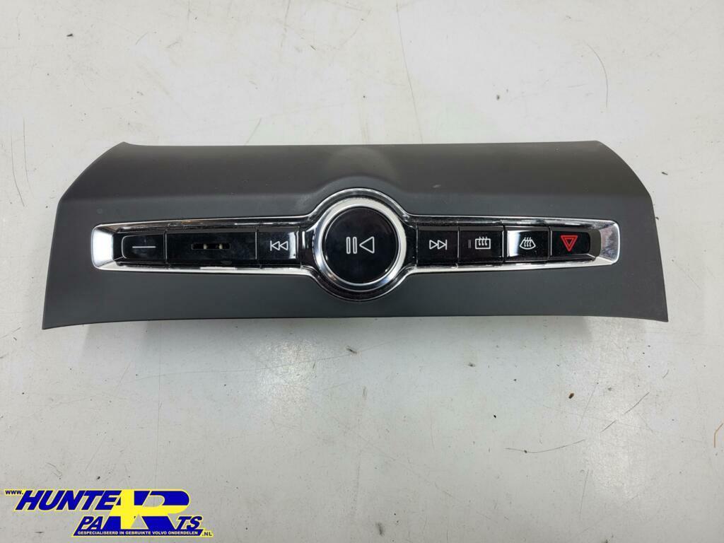 Radiobedieningspaneel Volvo V90/S90/V60  ('16-'22) 31398845, Gebruikt, Ophalen of Verzenden
