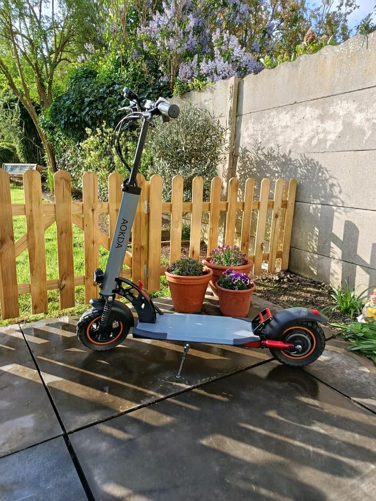 E-step, Fietsen en Brommers, Steps, Gebruikt, Elektrische step (E-scooter), Ophalen