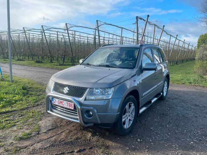 Suzuki grand vitara full option 5 zit, Auto's, Suzuki, Particulier, Grand Vitara, 4x4, Achteruitrijcamera, Airbags, Airconditioning