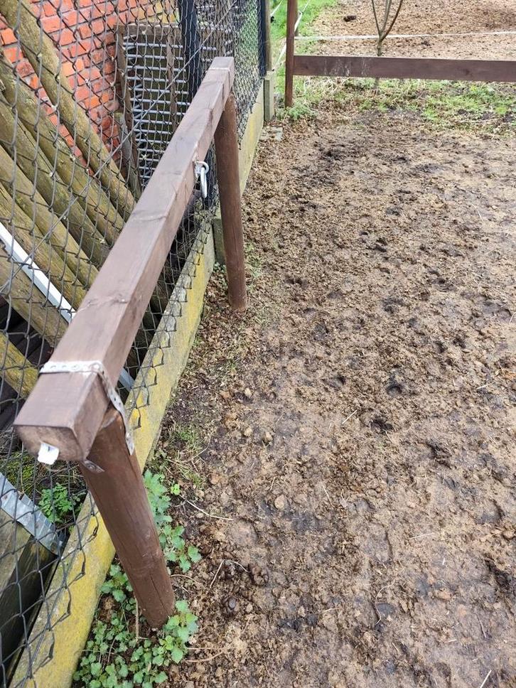 Poets/staan plaats, Animaux & Accessoires, Box & Pâturages, Accessoires, 1 cheval ou poney