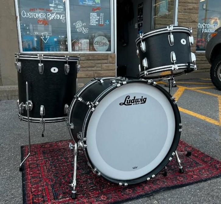 Ludwig legacy mahogany black cat édition limitée neuve, Musique & Instruments, Batteries & Percussions, Ludwig, Enlèvement