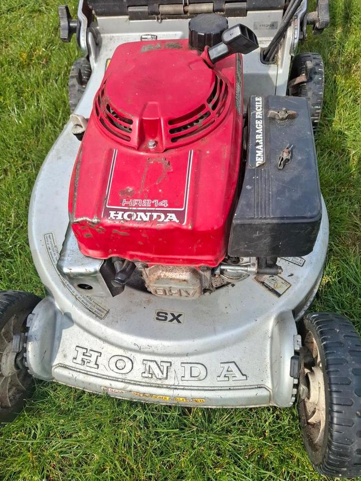 Grasmaaier honda HR214, Tuin en Terras, Grasmaaiers, Gebruikt, Benzine-grasmaaier, 50 cm of meer, Cirkelmaaier, Opvangzak, Opvangbak