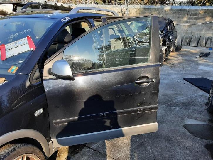 PORTIER LINKS VOOR Volkswagen Polo IV (9N1 / 2/3), Auto-onderdelen, Carrosserie, Deur, Volkswagen, Voor, Links, Gebruikt