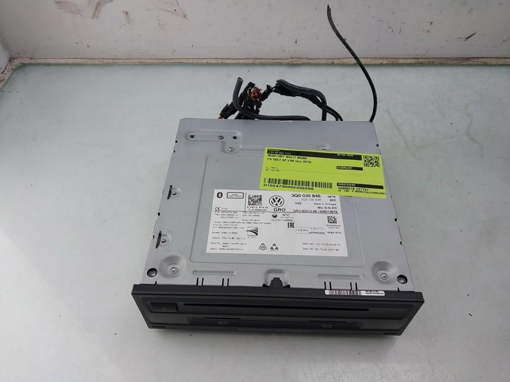 ORDINATEUR MULTIMEDIA Golf Sportsvan (AUVS) (|3Q0035846|), Dhr. J. Ham, Volkswagen, Administratie@autoham.nl, Utilisé