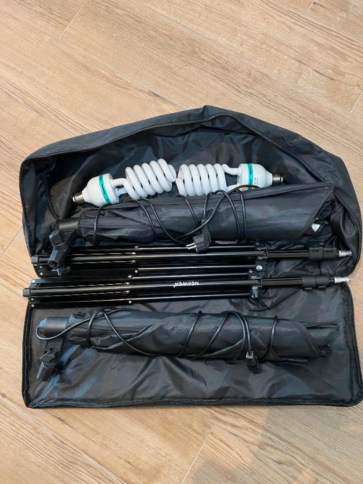 Neewer Softbox Lighting Kit 700W – Complete Studio Set, Audio, Tv en Foto, Fotografie | Fotostudio en Toebehoren, Zo goed als nieuw