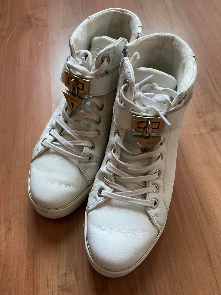 Guess sneakers, Ophalen, Zo goed als nieuw, Sneakers
